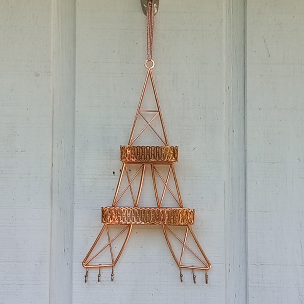 Jewelry Eiffel Tower Holder - Picture 1 of 16